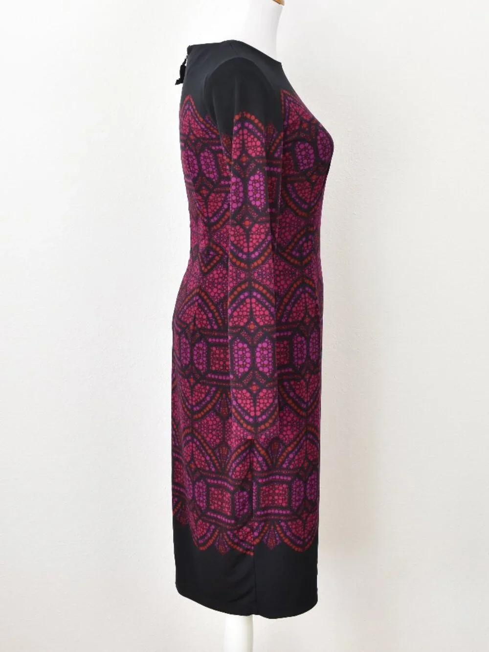 Maggy London Printed Midi Sheath Dress - 4 - Picture 6 of 8